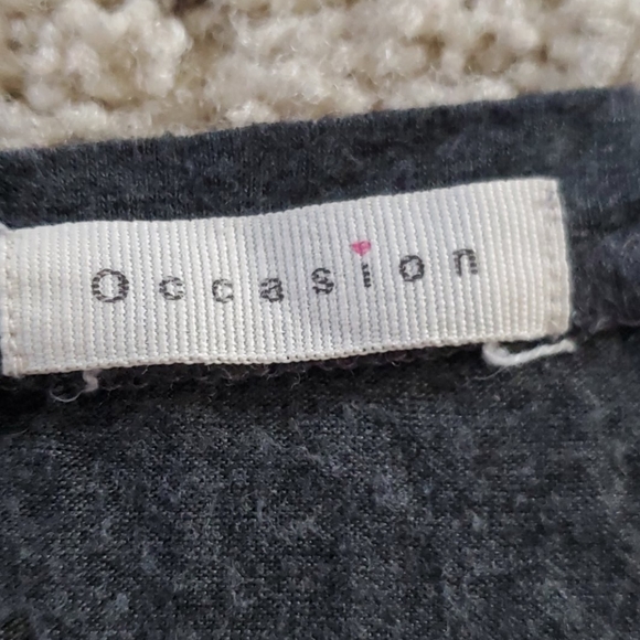 Gray tee - Picture 2 of 3